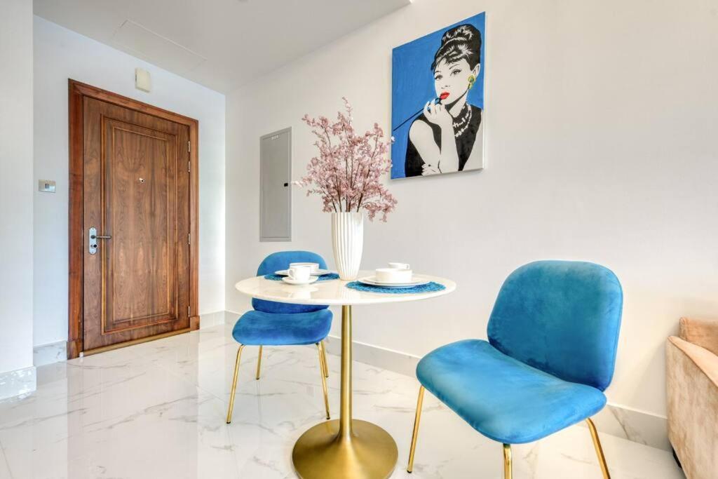 Downtown Beautiful 1bed With Outdoor Garden Dubai