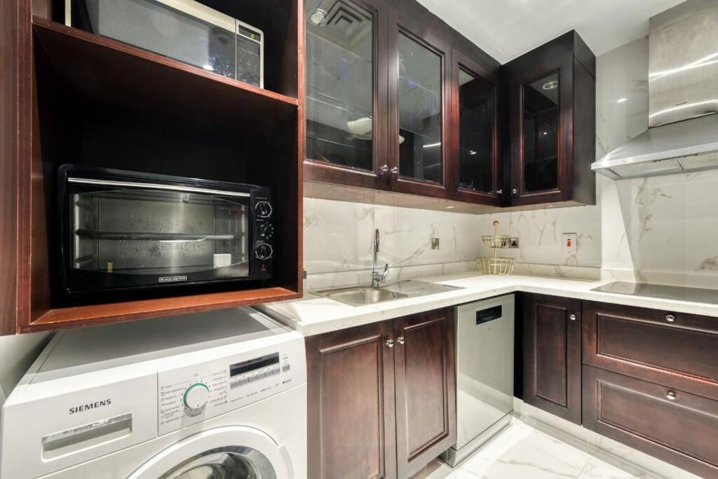 Appartement Downtown Beautiful 1bed With Outdoor Garden *